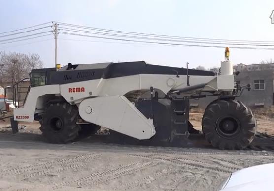 南阳Wepay重工新型机械传动RZ2300水稳路基冷再生施工